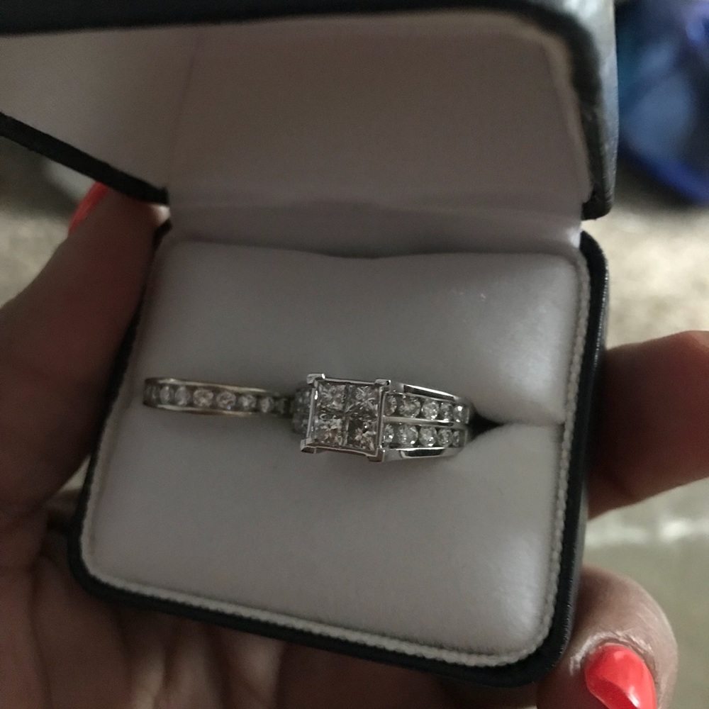 2 1/2 karat diamond wedding set